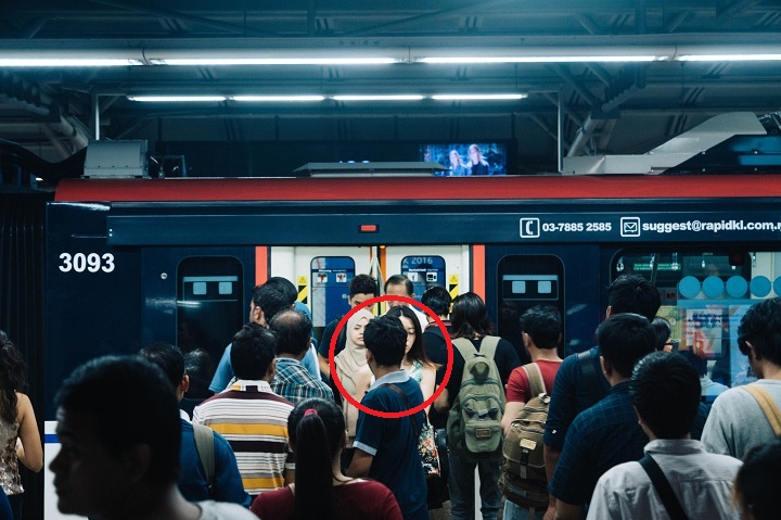 10 Basic Public Transport Train Etiquette Malaysians Keep Forgetting Trp