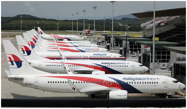 Malaysia Airlines Kendali  Penerbangan Oleh Semua Staf Wanita Sempena Hari Wanita Sedunia
