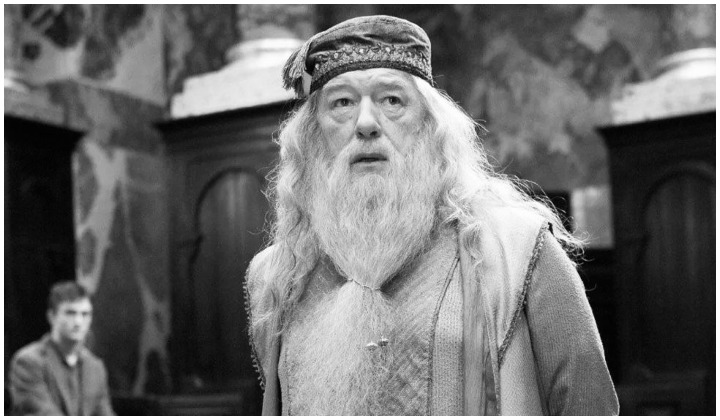 dumbledore meninggal dunia